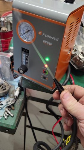 FOXWELL ST203 Smoke Machine Automotive Vacuum Exhaust Fuel EVAP Leak Detector with Built-in Air Pump photo review