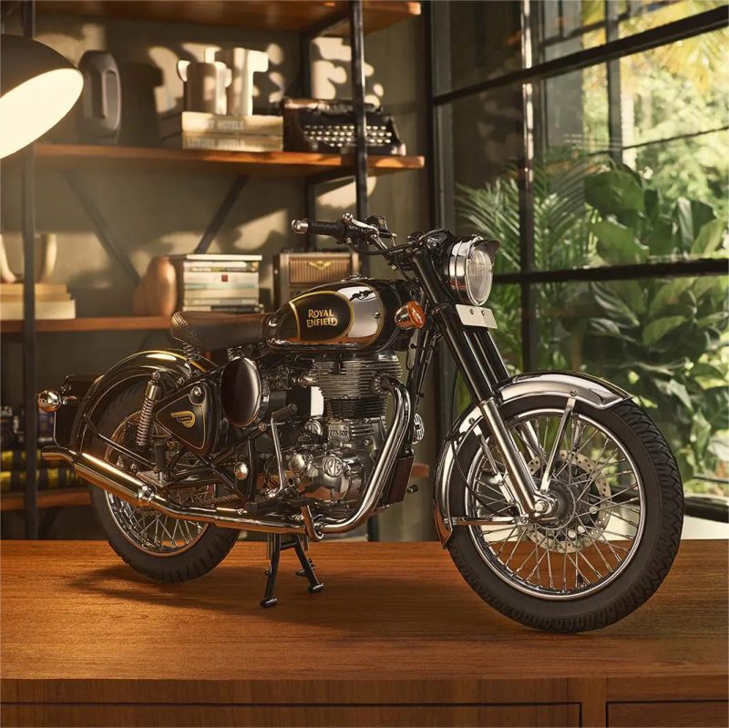 Royal Enfield Classic 500 - 1:3 Scale - Image 4