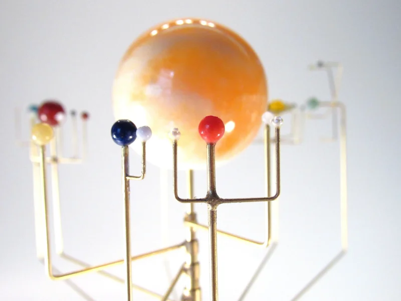 Clockwork Solar system model - Image 2